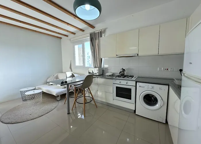 Caesar & & Spacious *