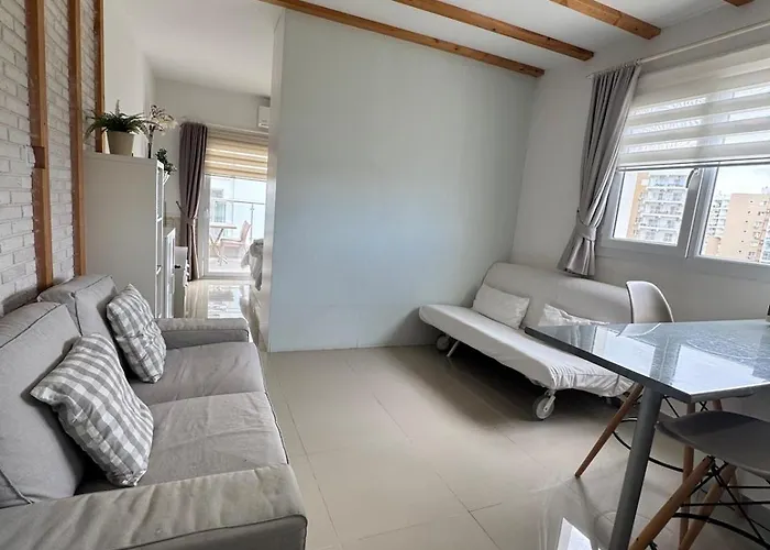 Caesar & & Spacious Avgorou