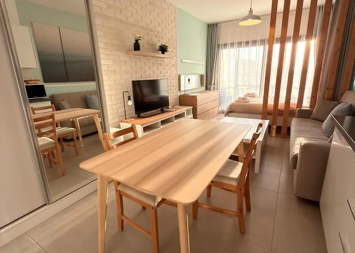 Caesar & & Spacious Διαμέρισμα Avgorou