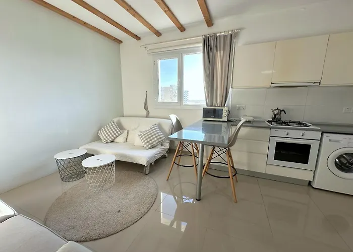 Caesar & & Spacious Daire *