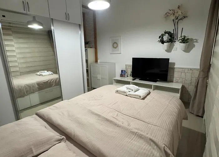 Caesar & & Spacious Appartement Avgorou