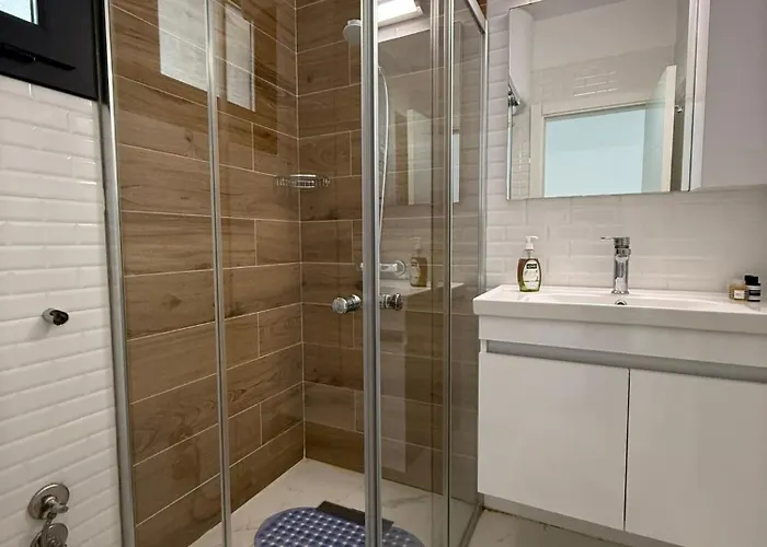 Caesar & & Spacious *