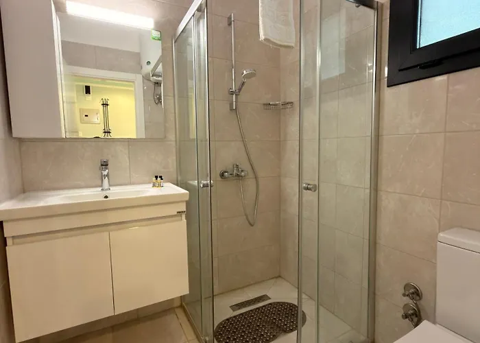 Lejlighed Caesar & & Spacious Avgorou